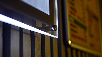 Тонкая панель световая светодиодная кристалайт А2 (420х594х9 мм) односторонняя к стене